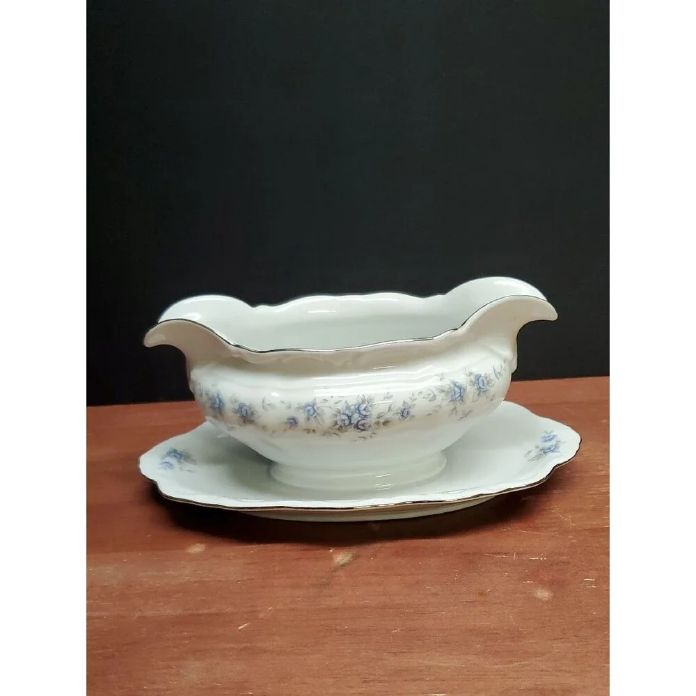 Renaissance II by Winterling Blue and White Gravy Boat Silver Scalloped Trim